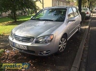 Używany 2004 Kia Cerato Sedan/Limuzyna | 8900 zł - Obraz 1/4