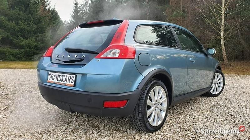 Czerwony Używany 2008 Volvo C30 Kinetic Hatchback | 14 600 zł (Uczciwa cena) - Obraz 1/4