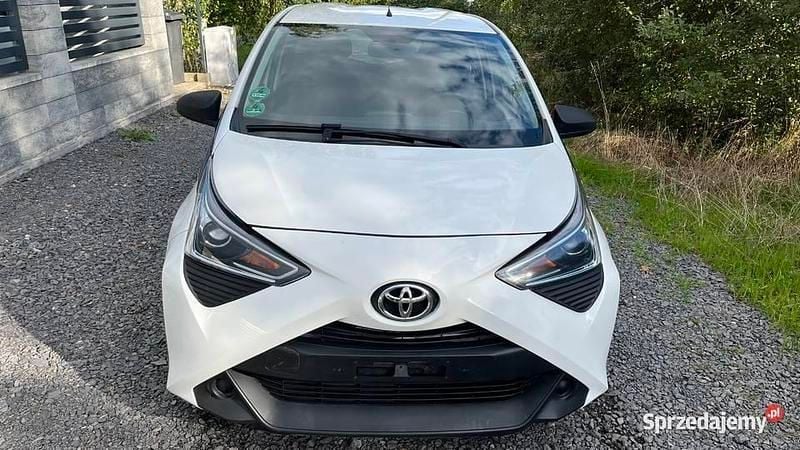 Używany 2021 Toyota Aygo Hatchback | 30 200 zł (Super Cena) - Obraz 1/4