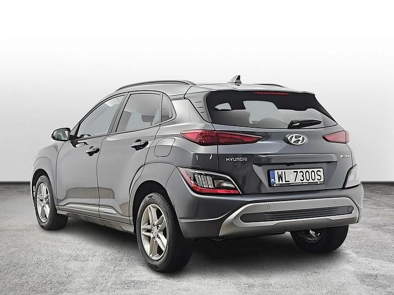 Używany Hyundai Kona Style 120 KM (88 kW) 2021 Grafitowy SUV