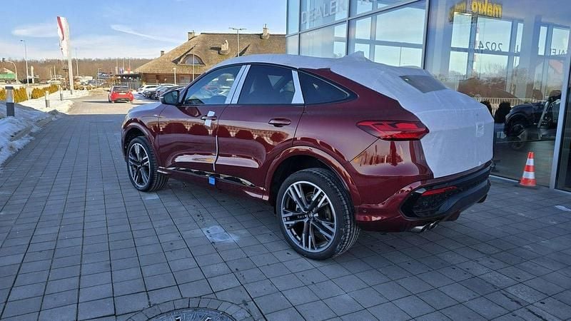 Nowe Audi Q5 Sportback 204 KM (150 kW) 2025 Czerwony (metalik) SUV
