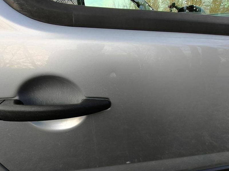 Używany Citroën Jumpy 2011 Srebrny Minivan