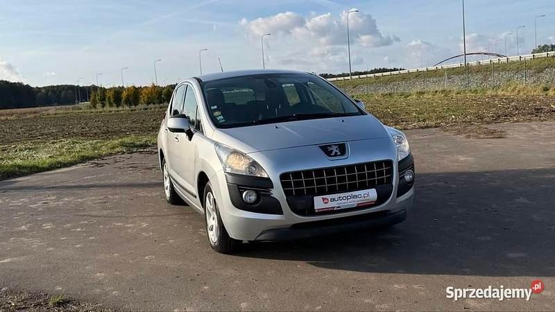 Srebrny Używany 2010 Peugeot 3008 SUV | 18 999 zł (Dość drogi) - Obraz 1/4