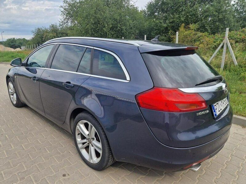 Używany Opel Insignia 160 KM (117 kW) 2010 Szary (metalik) Kombi