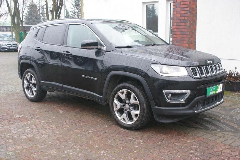 Czarny (metalik) Używany 2019 Jeep Compass SUV | 59 500 zł (Dobra cena) - Obraz 1/4