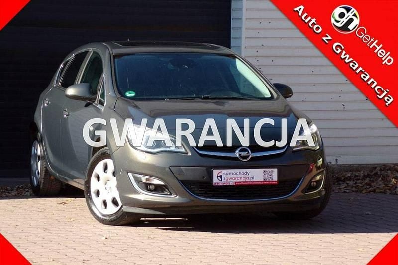 Szary Używany 2014 Opel Astra Cosmo Hatchback | 29 900 zł (Uczciwa cena) - Obraz 1/4