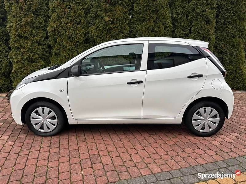 Używany 2017 Toyota Aygo Hatchback | 27 700 zł (Uczciwa cena) - Obraz 1/4