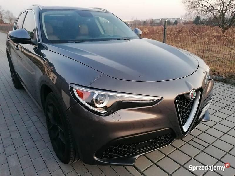 Używany 2018 Alfa Romeo Stelvio SUV | 87 500 zł (Dobra cena) - Obraz 1/4