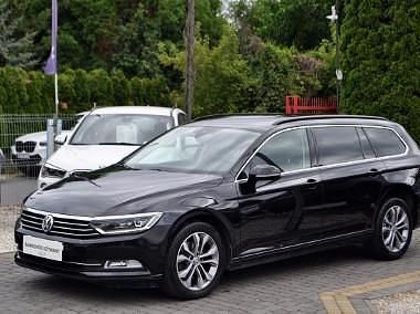 Czarny Używany 2017 VW Passat Kombi | 65 800 zł (Dość drogi) - Obraz 1/4
