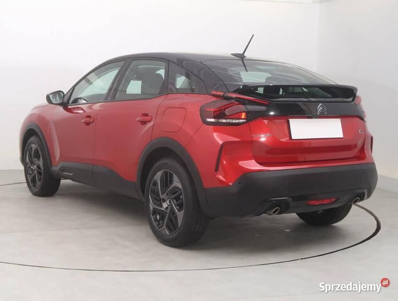 Używany Citroën C4 PureTech 2023 Czerwony Hatchback