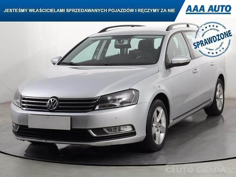 Używany VW Passat 122 KM (89 kW) 2014 Srebrny