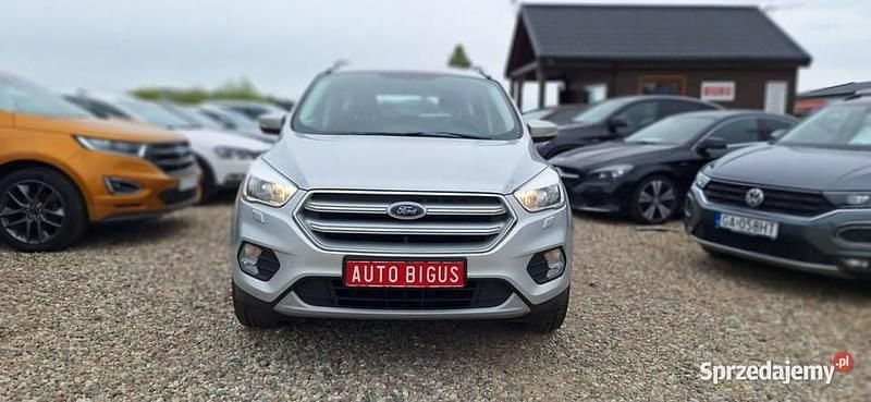 Srebrny (metalik) Używany 2019 Ford Kuga SUV | 61 900 zł (Uczciwa cena) - Obraz 1/4