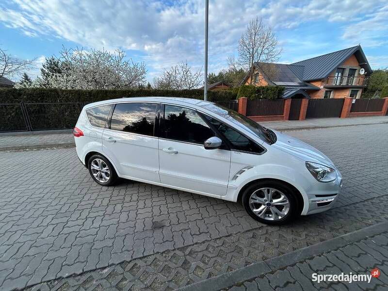 Używany 2013 Ford S-MAX S Minivan | 41 900 zł (Uczciwa cena) - Obraz 1/4