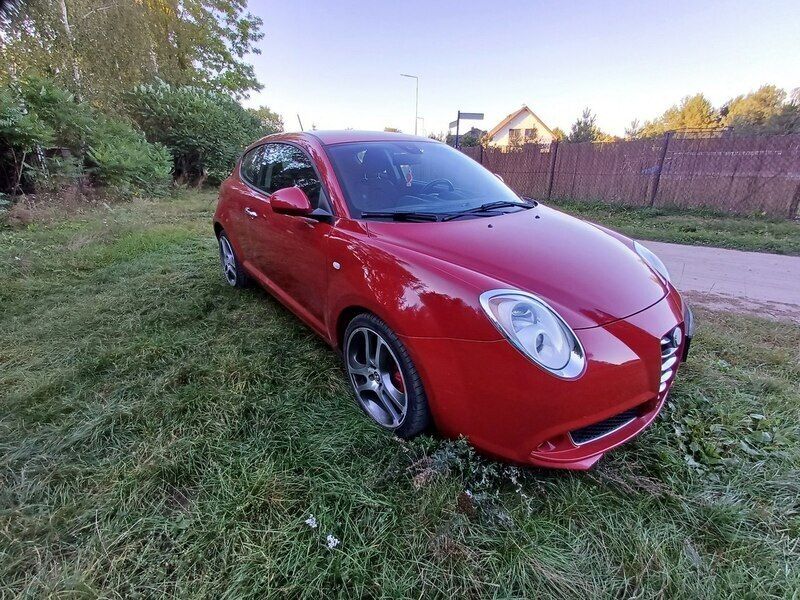 Używany Alfa Romeo MiTo 120 KM (88 kW) 2009 Czerwony Hatchback