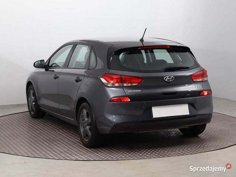 Używany Hyundai i30 2018 Szary Hatchback