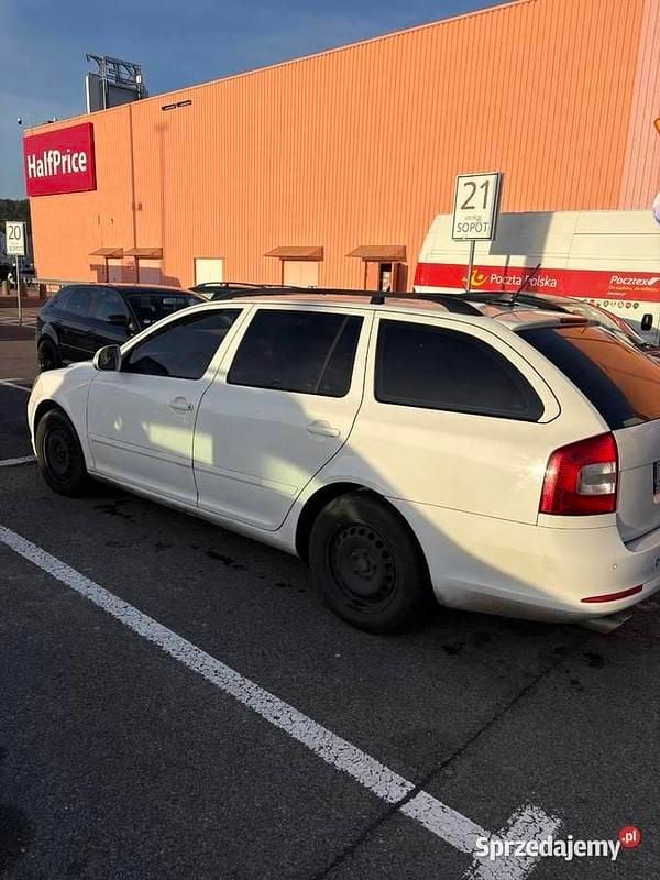 Używany Skoda Octavia 2011 Biały Kombi