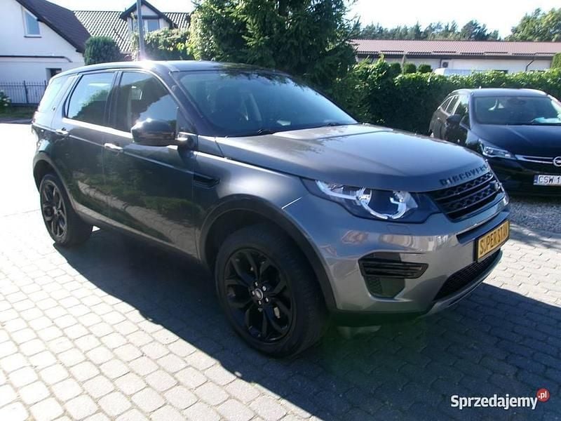 Szary Używany 2017 Land Rover Discovery Sport SUV | 55 900 zł (Super Cena) - Obraz 1/4