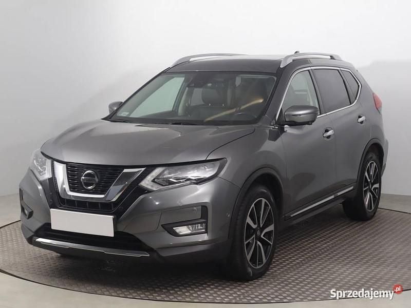 Używany Nissan X-Trail 150 KM (110 kW) 2019 Szary SUV
