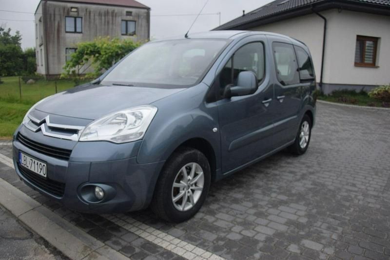 Szary Używany 2012 Citroën Berlingo Minivan | 18 900 zł (Uczciwa cena) - Obraz 1/4