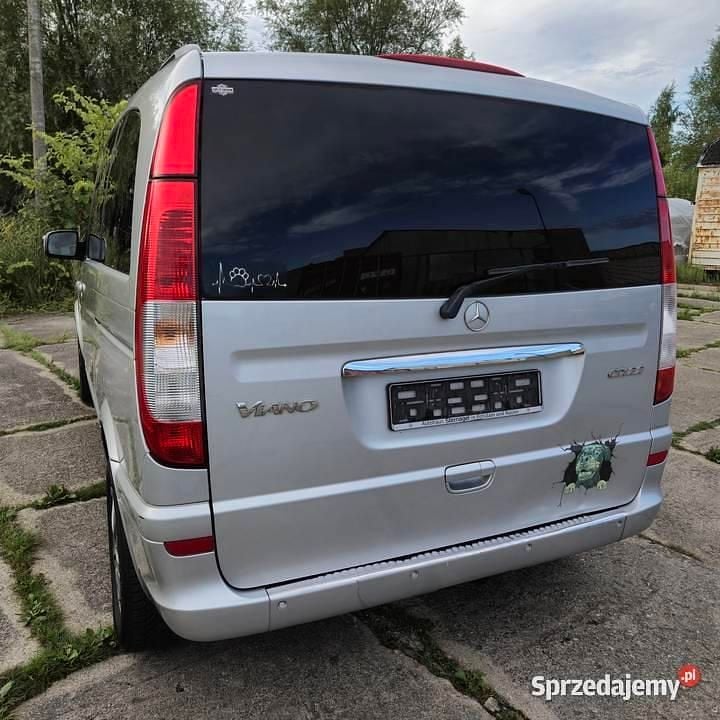 Używany Mercedes Viano 2010 Minivan