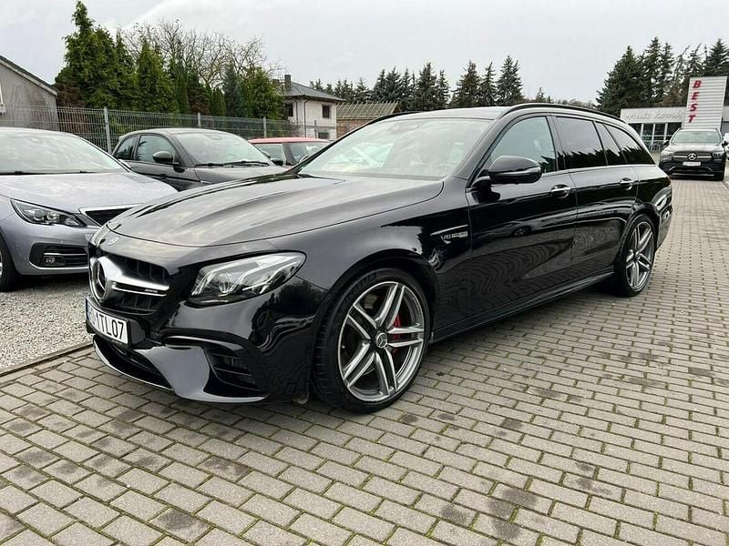 Czarny Używany 2019 Mercedes E63 AMG AMG Kombi | 249 900 zł - Obraz 1/4
