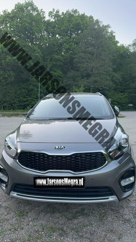 Szary Używany 2018 Kia Carens 2 Minivan | 59 400 zł (Drogi) - Obraz 1/4