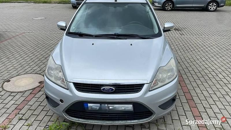 Srebrny Używany 2009 Ford Focus Kombi | 1100 zł - Obraz 1/3