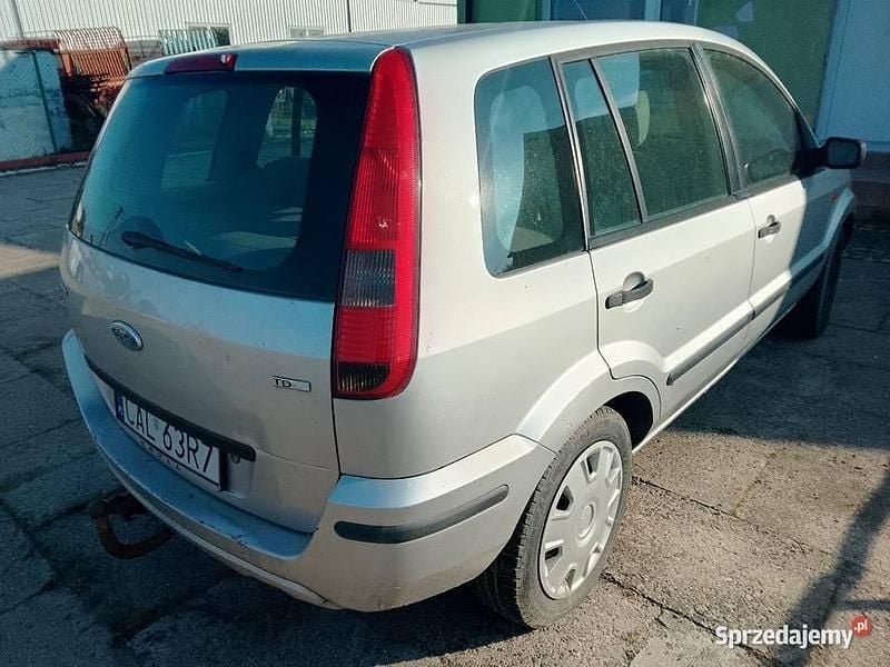 Używany Ford Fusion 2005 Srebrny Hatchback