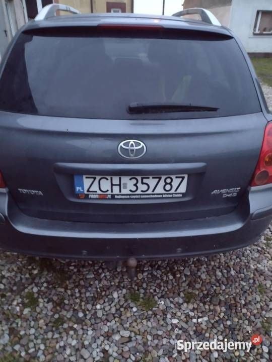 Grafitowy Używany 2005 Toyota Avensis Kombi | 6500 zł (Uczciwa cena) - Obraz 1/4