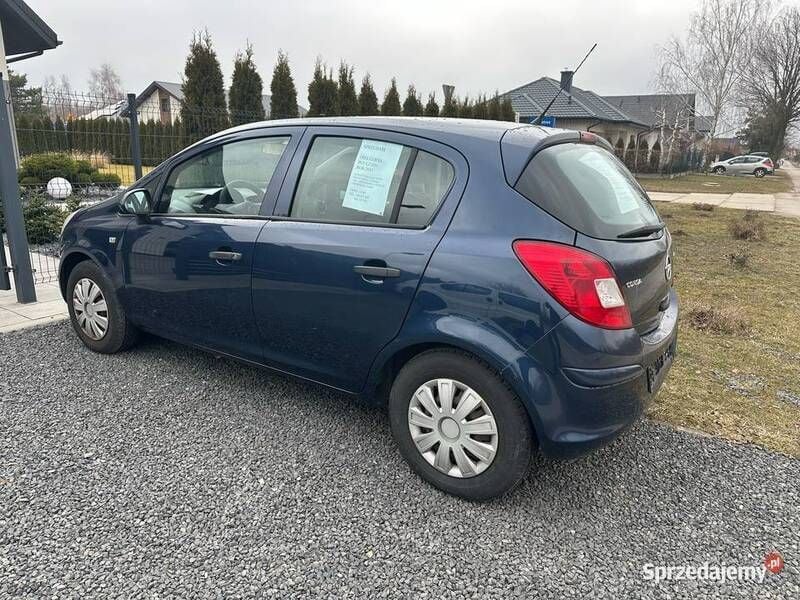 Niebieski Używany 2011 Opel Corsa Hatchback | 14 700 zł (Uczciwa cena) - Obraz 1/4