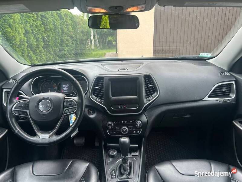 Zielony Używany 2019 Jeep Cherokee SUV | 92 199 zł (Uczciwa cena) - Obraz 1/4