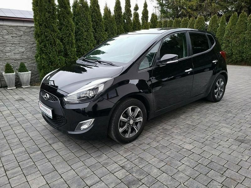 Używany Hyundai ix20 90 KM (66 kW) 2018 Czarny (metalik) Hatchback