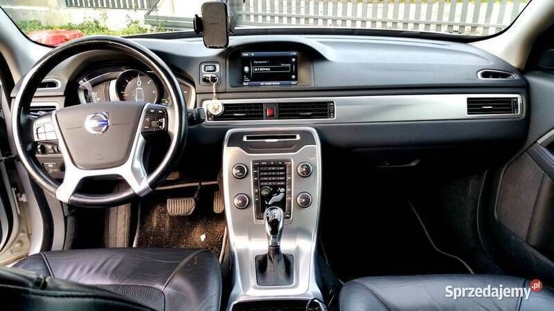 Używany Volvo S80 181 KM (133 kW) 2014 Srebrny Sedan/Limuzyna