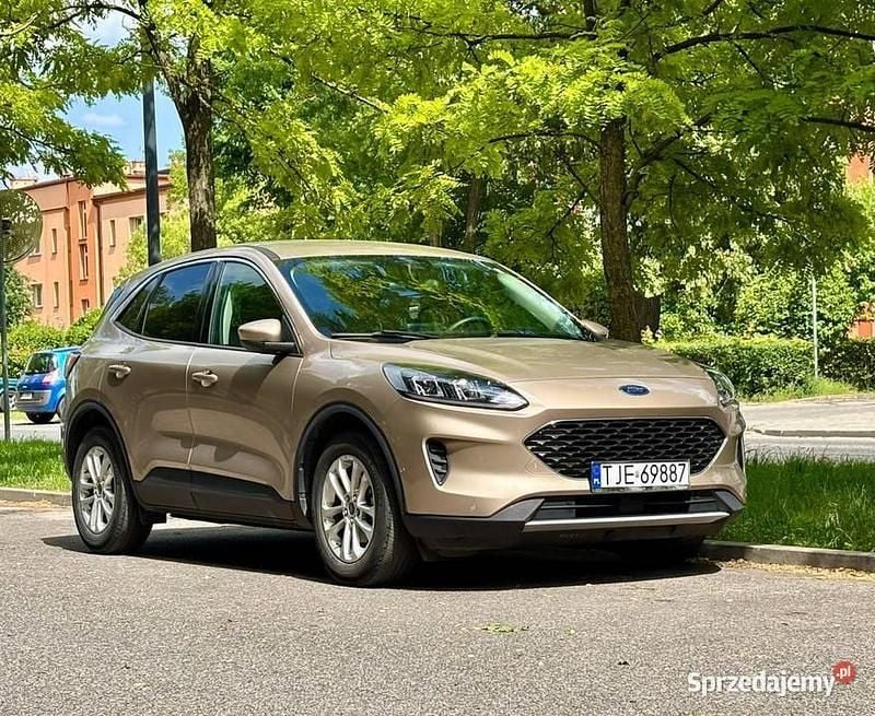 Używany Ford Kuga 2020 Złoty SUV