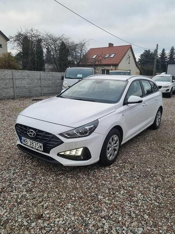 Biały Używany 2020 Hyundai i30 Kombi | 39 900 zł (Dobra cena) - Obraz 1/4