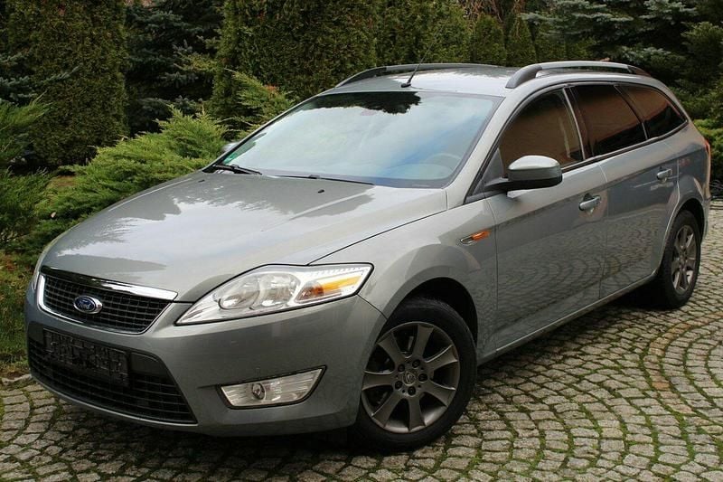 Szary Używany 2008 Ford Mondeo Kombi | 19 700 zł (Dość drogi) - Obraz 1/4