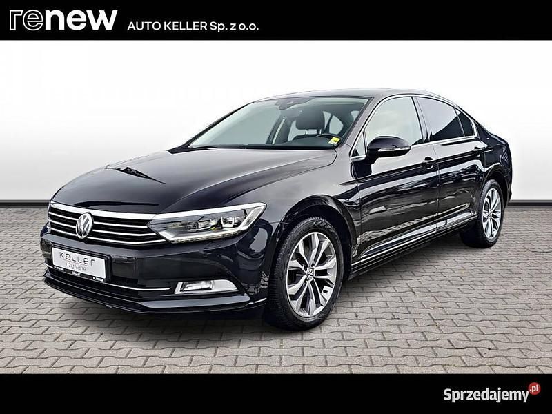 Czarny Używany 2017 VW Passat Sedan/Limuzyna | 60 000 zł (Dość drogi) - Obraz 1/4