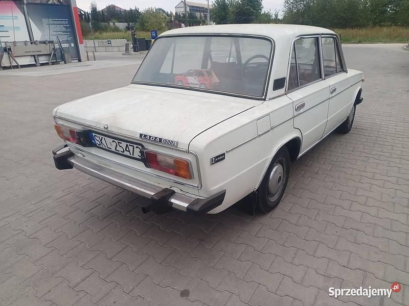 Biały Używany 1981 Lada 2106 Sedan/Limuzyna | 17 900 zł - Obraz 1/4