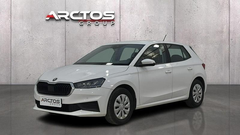 Biały Używany 2023 Skoda Fabia Ambition Hatchback | 54 900 zł (Drogi) - Obraz 1/4