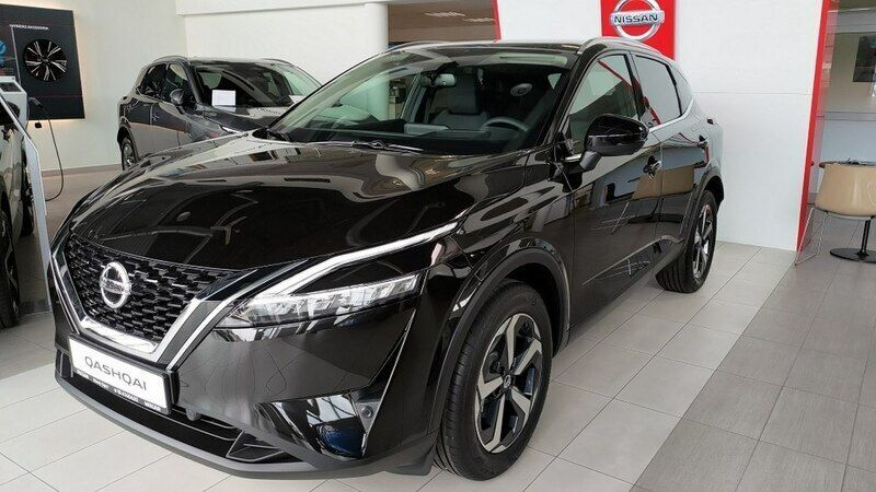 Czarny (metalik) Używany 2022 Nissan Qashqai SUV | 167 550 zł - Obraz 1/4