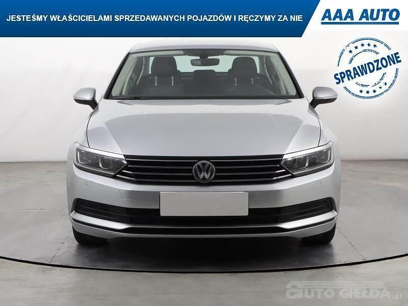 Używany VW Passat 2016 Srebrny
