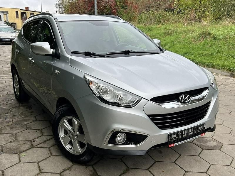 Srebrny Używany 2012 Hyundai ix35 SUV | 37 999 zł (Uczciwa cena) - Obraz 1/4