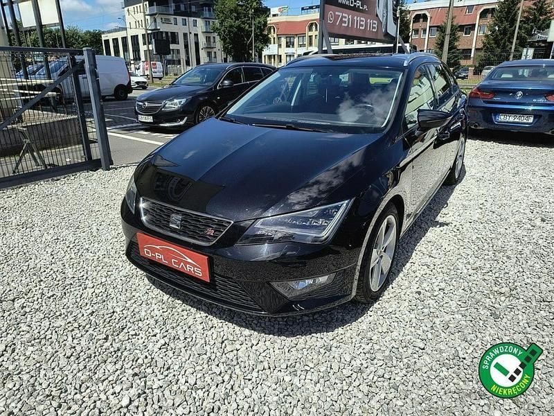 Czarny Używany 2016 Seat Leon FR Kombi | 44 900 zł (Dobra cena) - Obraz 1/4