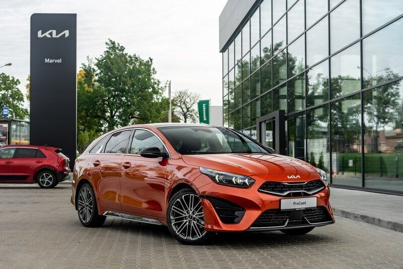 Pomarańczowy (metalik) Nowe 2024 Kia ProCeed 2 Hatchback | 142 300 zł (Uczciwa cena) - Obraz 1/4