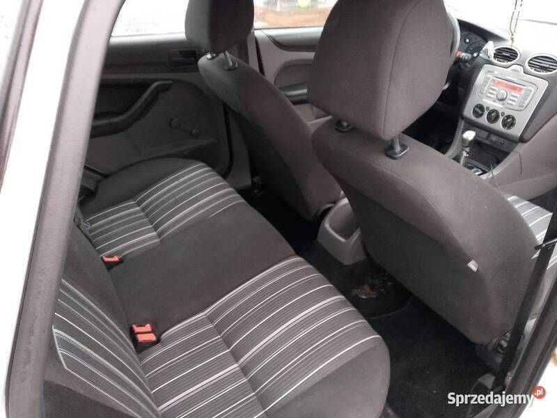 Używany Ford Focus 2009 Biały Kombi
