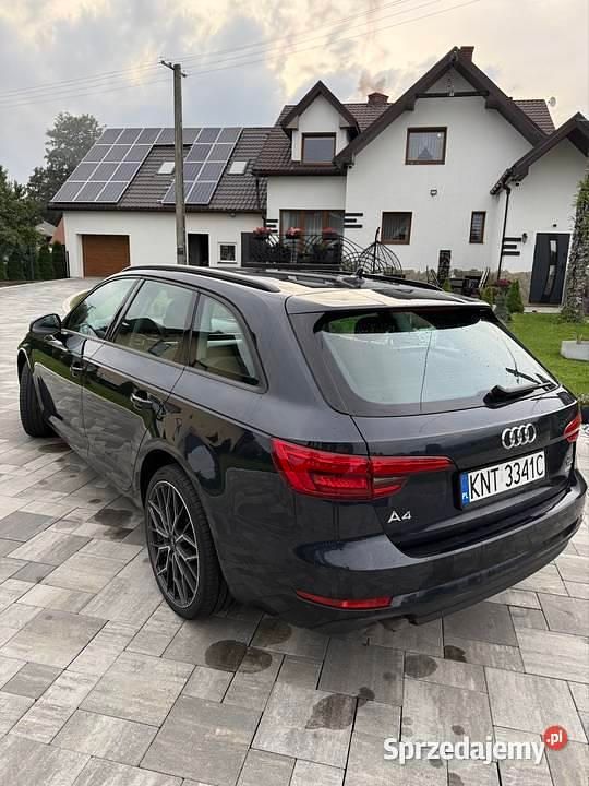 Granatowy Używany 2016 Audi A4 Kombi | 67 900 zł (Dość drogi) - Obraz 1/4