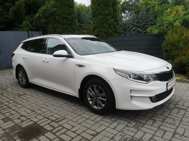 Używany Kia Optima 140 KM (102 kW) 2018 Biały Kombi