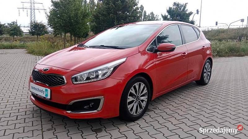 Używany Kia Ceed Premium 2017 Czerwony Hatchback