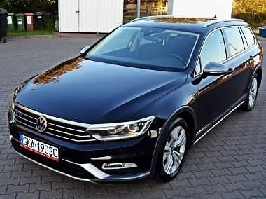 Inny kolor Używany 2015 VW Passat Kombi | 54 900 zł (Dość drogi) - Obraz 1/4