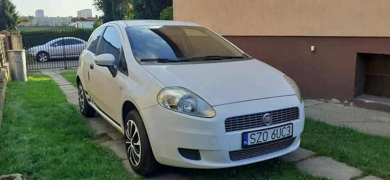 Używany Fiat Grande Punto 2009 Biały Hatchback